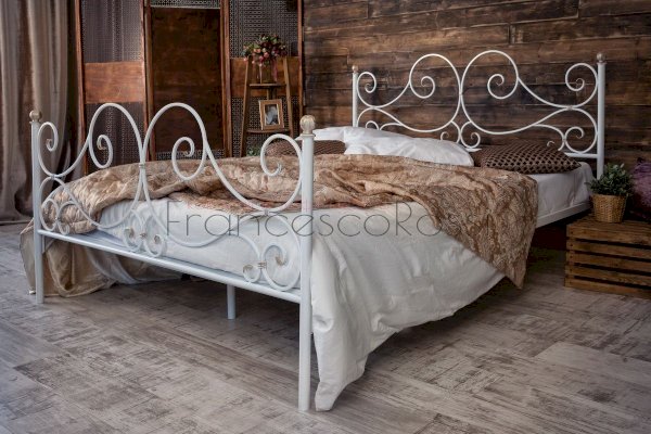 Кованая кровать Верона с 2 спинками